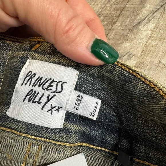 Princess Polly NWT ~size 0 dirty denim mini skirt, double button fly - Picture 5 of 10